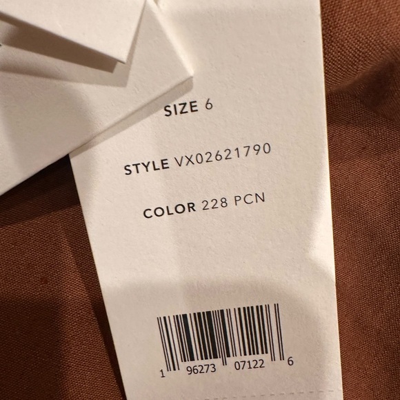 NWT WOMENS VINCE Pecan $195 Brown Swing Linen Blend Shorts *Size 6 - Picture 4 of 12